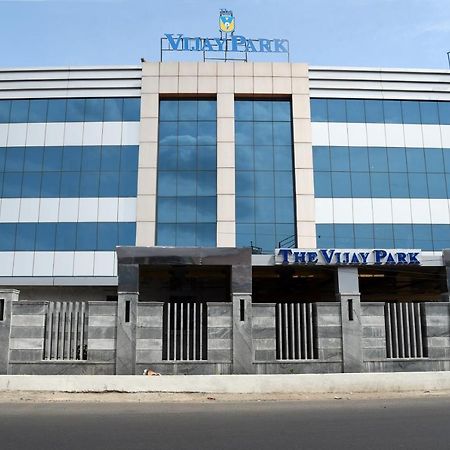 The Vijay Park - Airport Hotell Chennai Eksteriør bilde