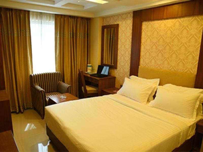 The Vijay Park - Airport Hotell Chennai Eksteriør bilde